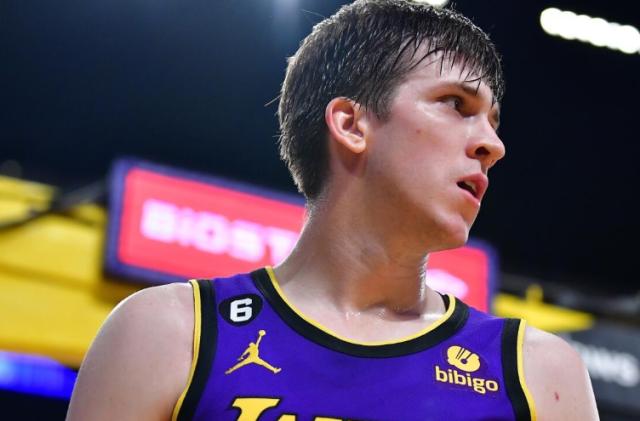 足球赛事-多支球队有意争夺里夫斯 湖人不愿重蹈卡鲁索覆辙