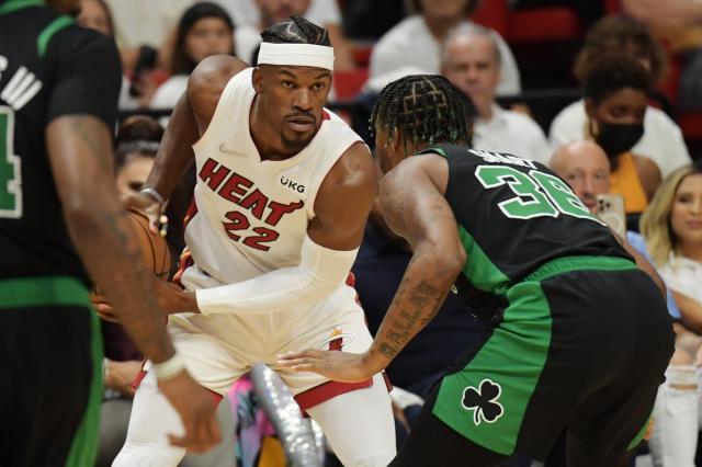 开云体育在直播-热火站在了悬崖边上 除了对抗绿军还要对抗伤病